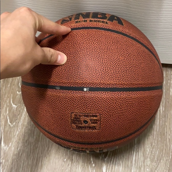 basketball - Picture 2 of 4